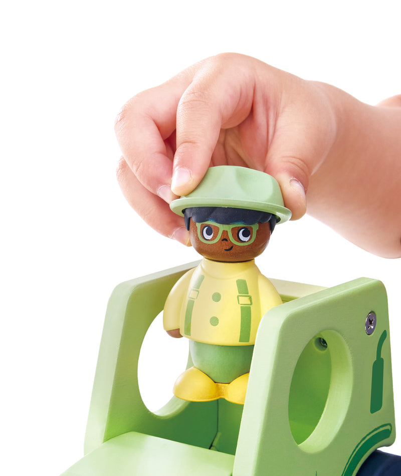 Hape Land The Rumbling Tractor