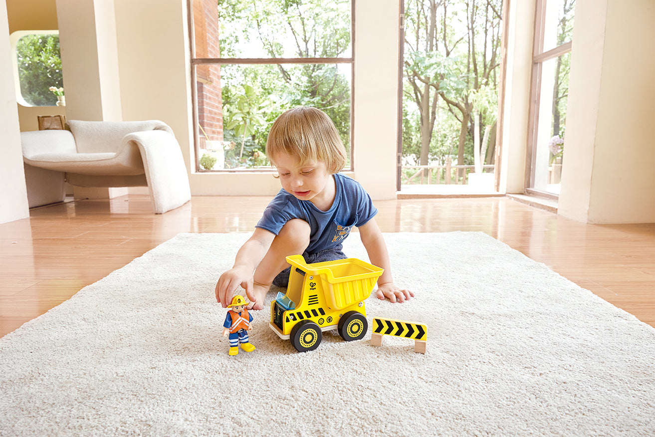 Dig 'n' Dump Excavator by Hape
