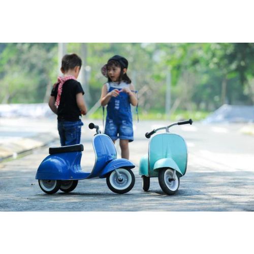 Ambosstoys Primo ride-on Scooter Mint