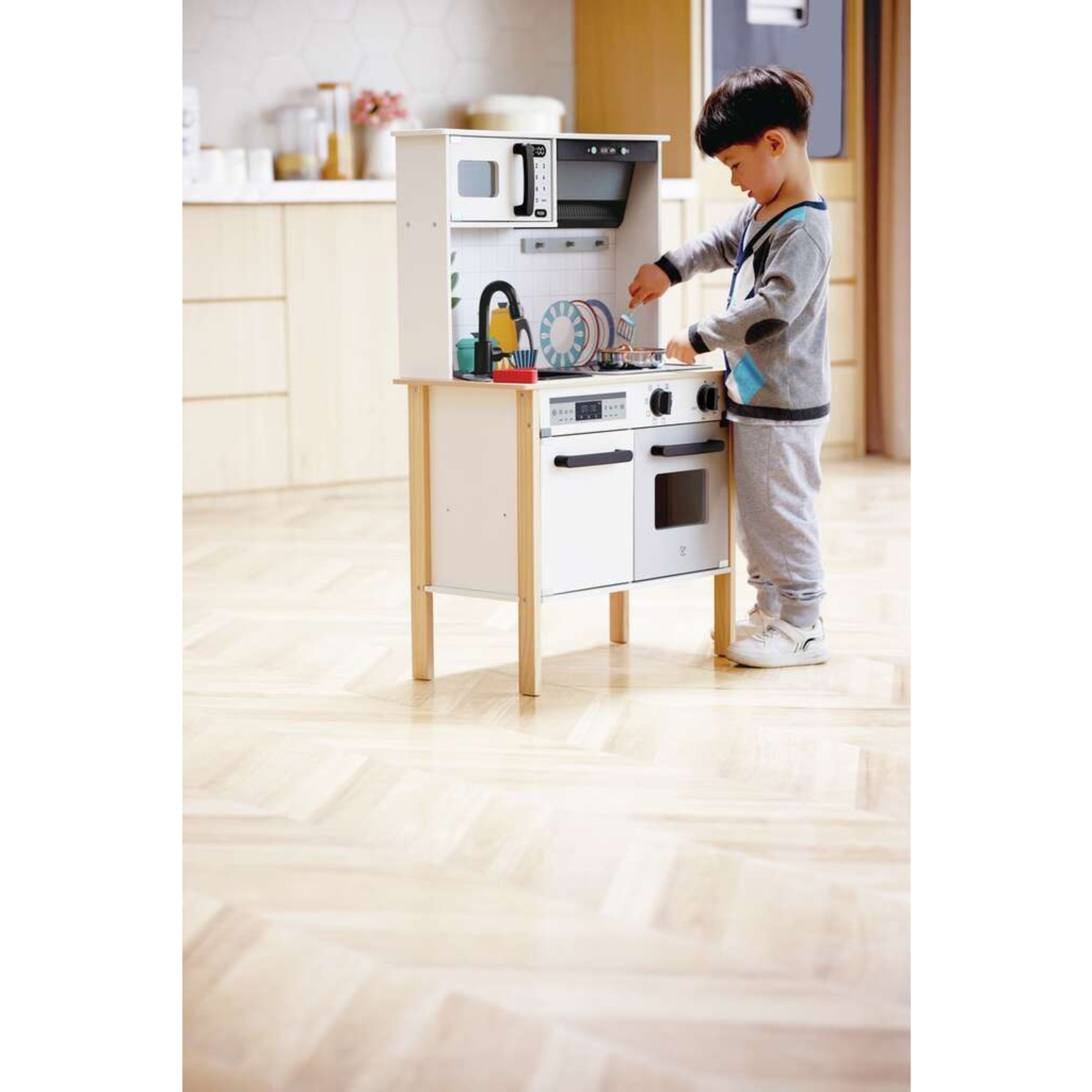 Modern Smart-Kitchen – Hape Toys